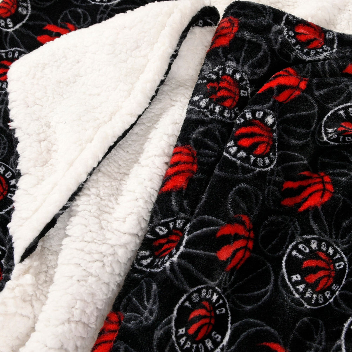 Toronto Raptors Hooded Ultra Plush Blanket